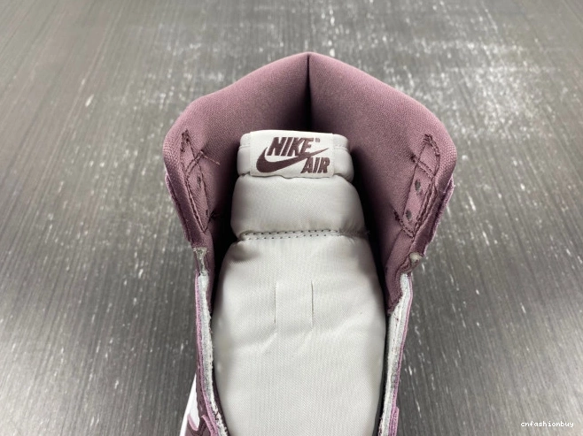 Air DZ5485-105 Jordan J OG 1 High Sky Mauve 1028